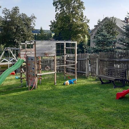 Ferienwohnung Reissmann Heinsdorfergrund Екстериор снимка