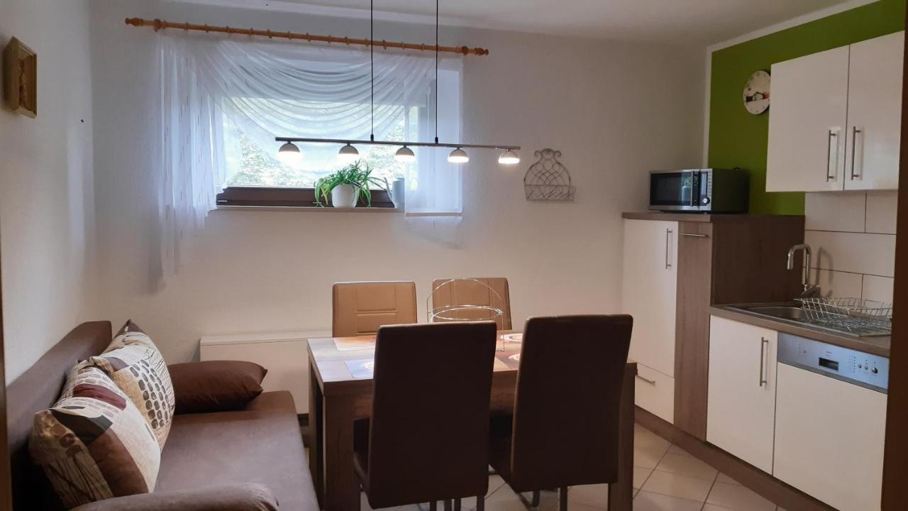Ferienwohnung Reissmann Heinsdorfergrund Екстериор снимка