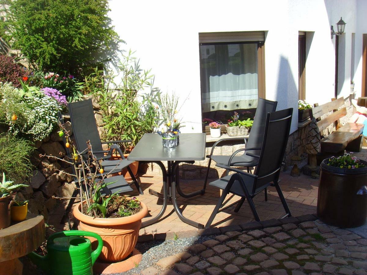 Ferienwohnung Reissmann Heinsdorfergrund Екстериор снимка
